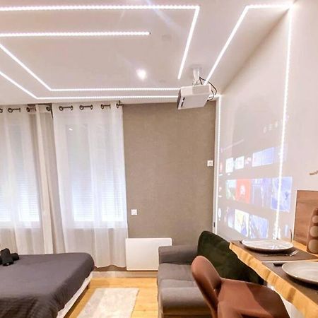 Le Pluvier D'Argent*Home Cinema Abbeville Luaran gambar