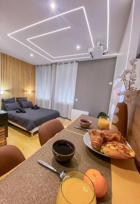 Le Pluvier D'Argent*Home Cinema Abbeville Luaran gambar